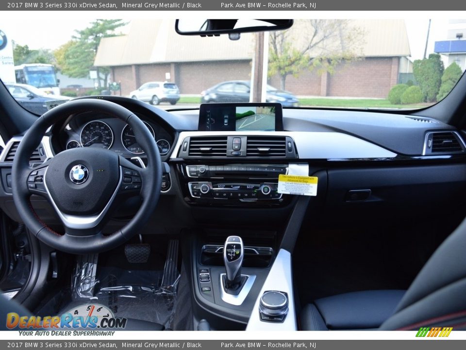 2017 BMW 3 Series 330i xDrive Sedan Mineral Grey Metallic / Black Photo #15