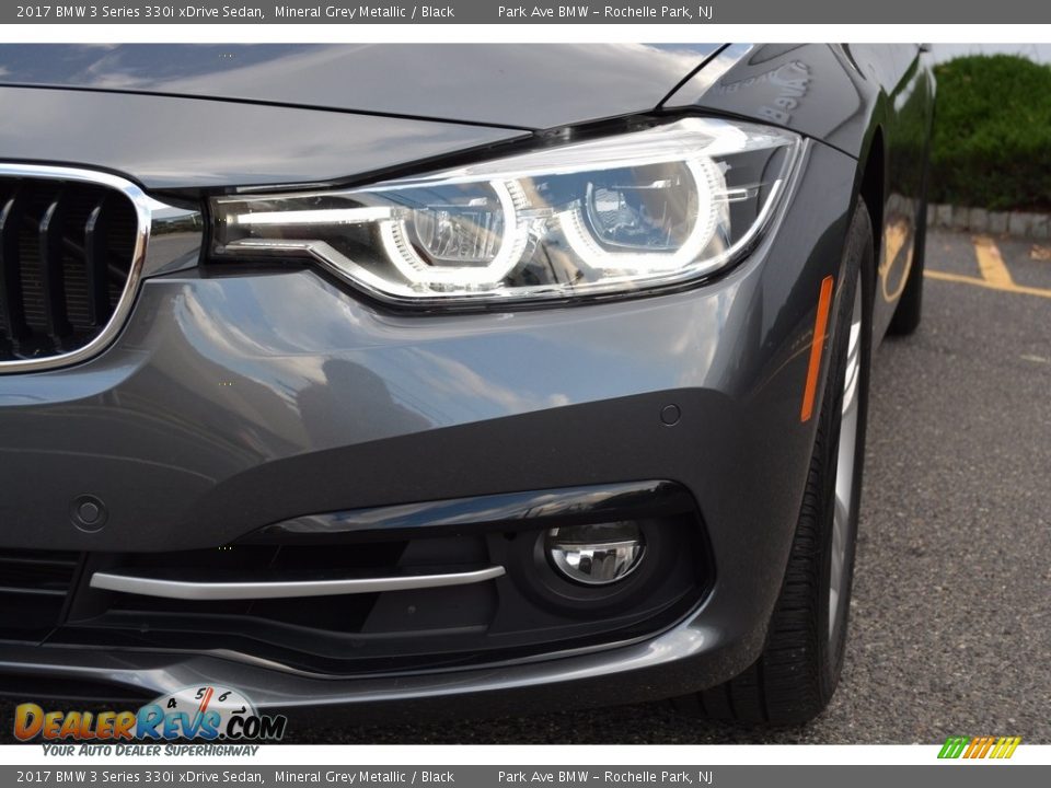 2017 BMW 3 Series 330i xDrive Sedan Mineral Grey Metallic / Black Photo #31