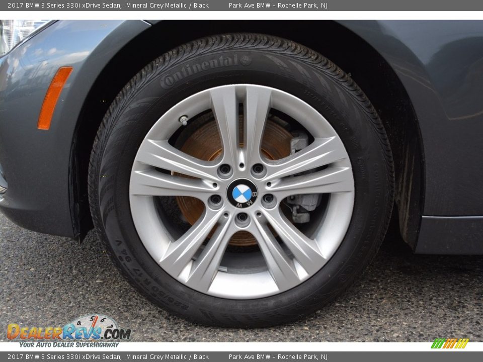 2017 BMW 3 Series 330i xDrive Sedan Mineral Grey Metallic / Black Photo #32