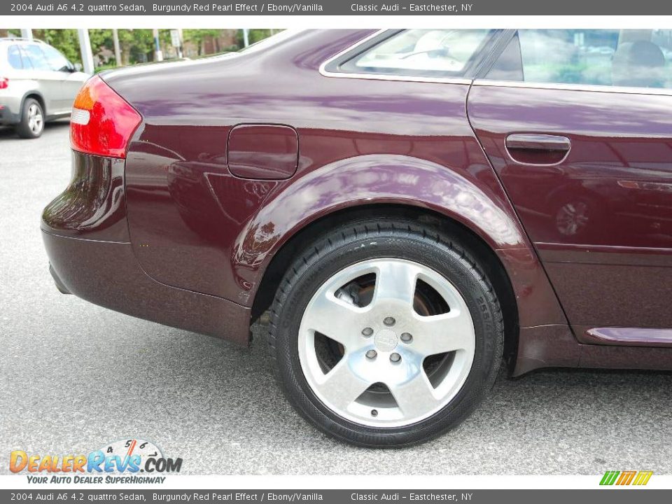 2004 Audi A6 4.2 quattro Sedan Burgundy Red Pearl Effect / Ebony/Vanilla Photo #6