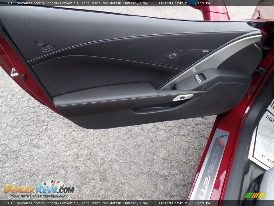 Door Panel of 2018 Chevrolet Corvette Stingray Convertible Photo #23