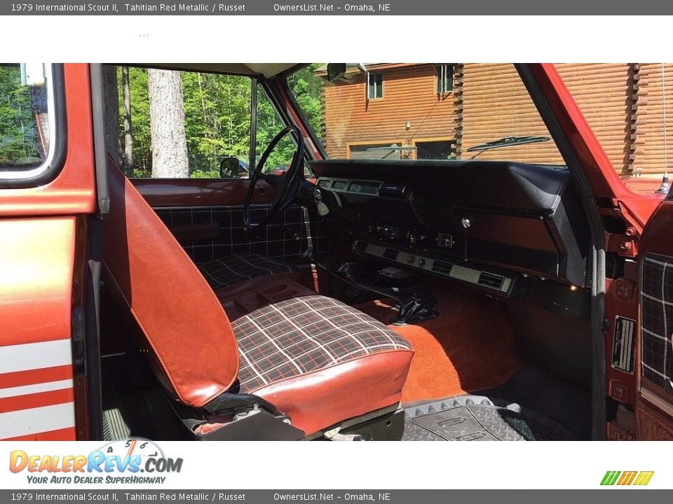 Front Seat of 1979 International Scout II  Photo #6