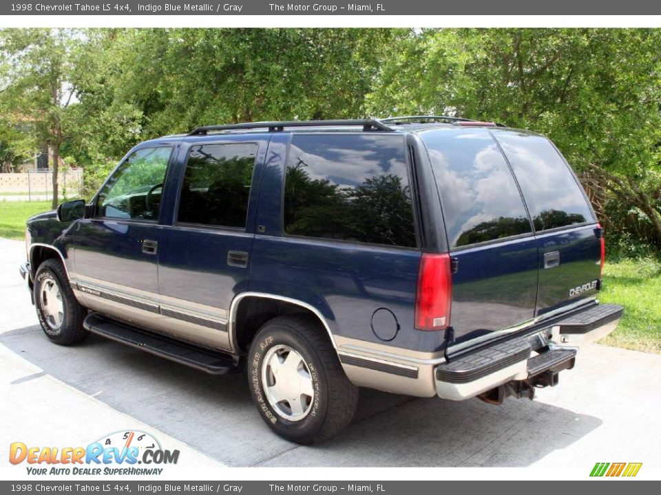 1998 Chevrolet Tahoe LS 4x4 Indigo Blue Metallic / Gray Photo #4