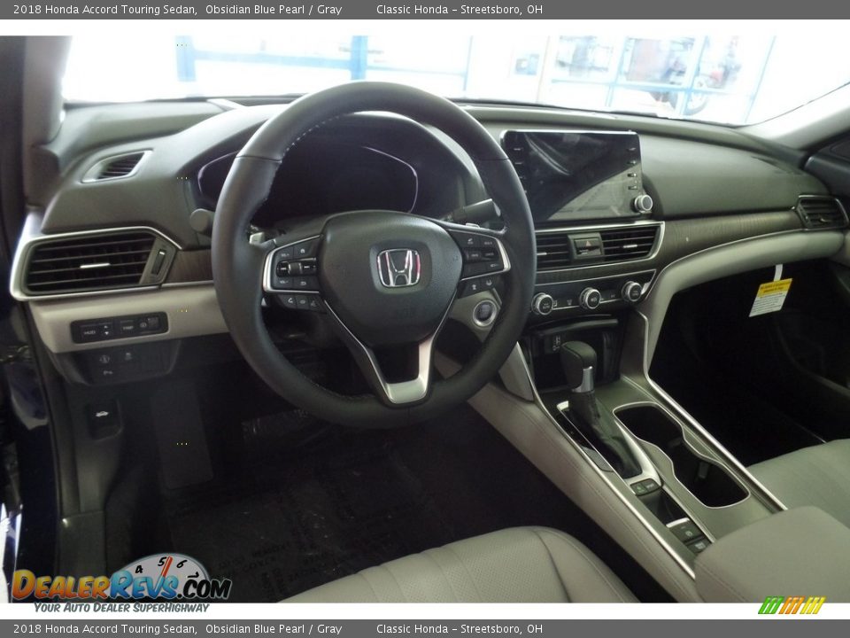 Gray Interior - 2018 Honda Accord Touring Sedan Photo #11