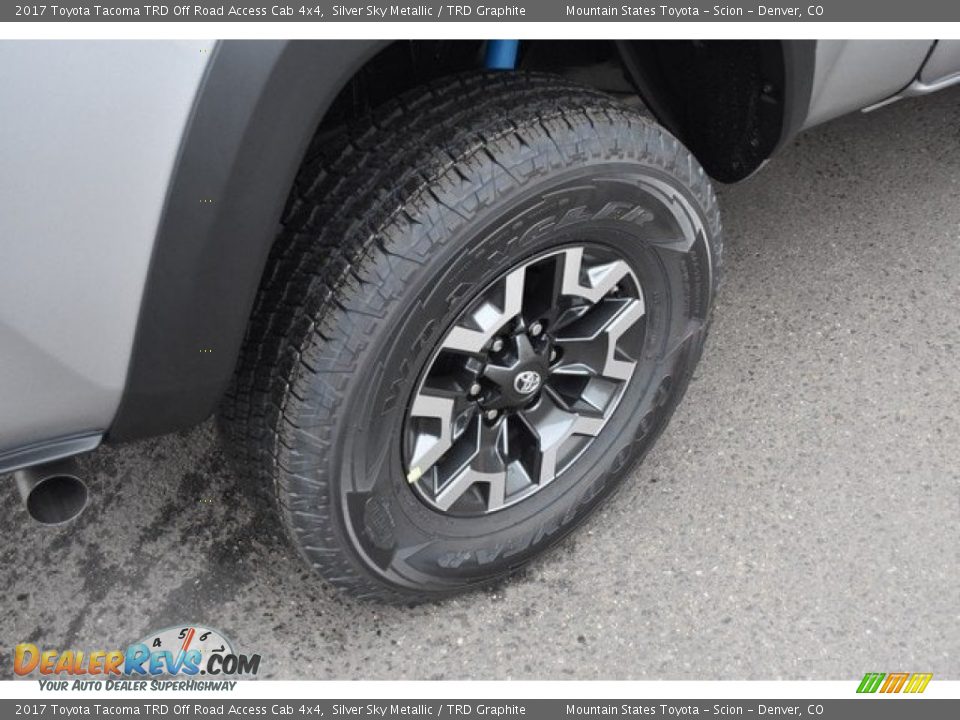 2017 Toyota Tacoma TRD Off Road Access Cab 4x4 Silver Sky Metallic / TRD Graphite Photo #9