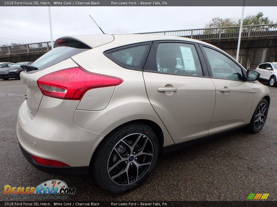 White Gold 2018 Ford Focus SEL Hatch Photo #2