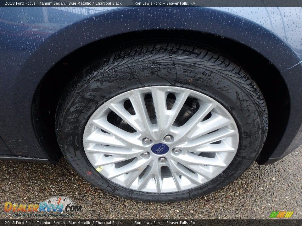 2018 Ford Focus Titanium Sedan Blue Metallic / Charcoal Black Photo #9