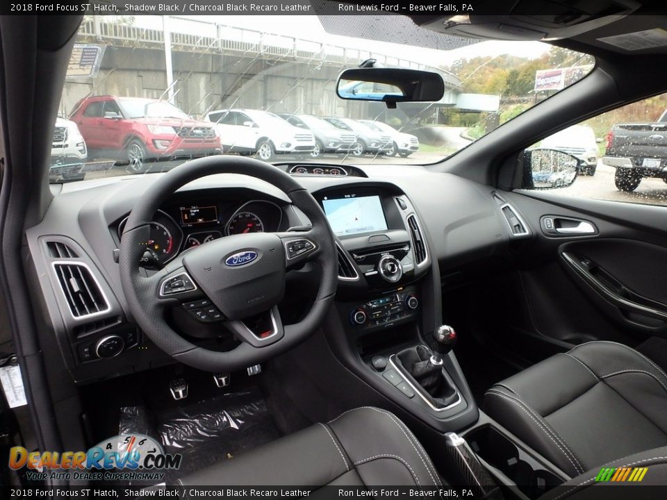Charcoal Black Recaro Leather Interior - 2018 Ford Focus ST Hatch Photo #13