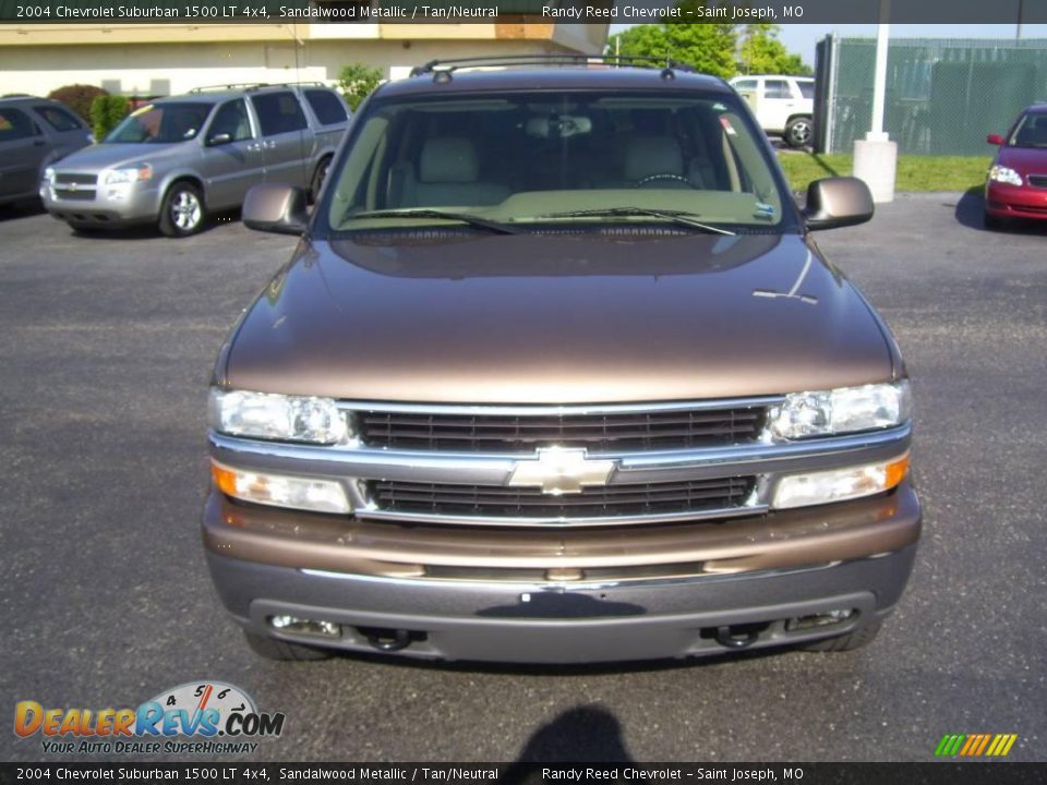 2004 Chevrolet Suburban 1500 LT 4x4 Sandalwood Metallic / Tan/Neutral Photo #8