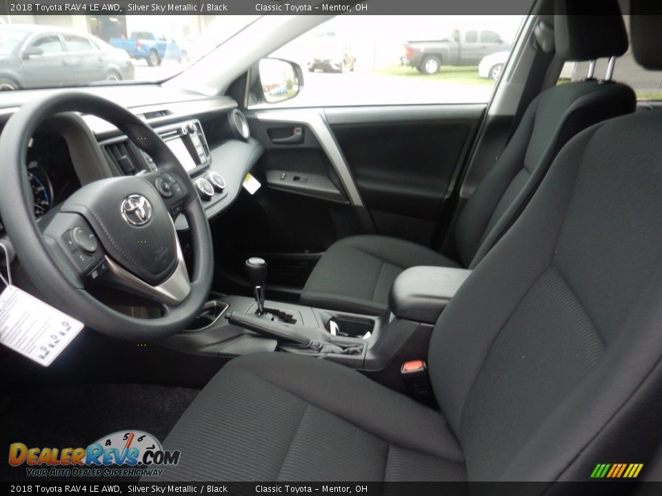 2018 Toyota RAV4 LE AWD Silver Sky Metallic / Black Photo #3