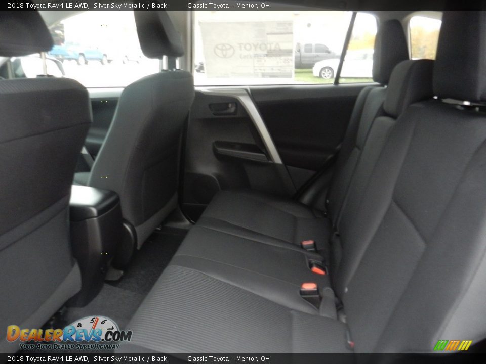 2018 Toyota RAV4 LE AWD Silver Sky Metallic / Black Photo #5