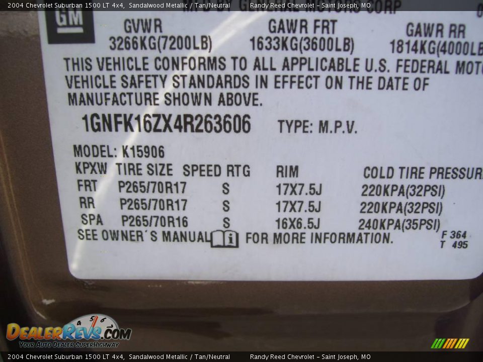 2004 Chevrolet Suburban 1500 LT 4x4 Sandalwood Metallic / Tan/Neutral Photo #14