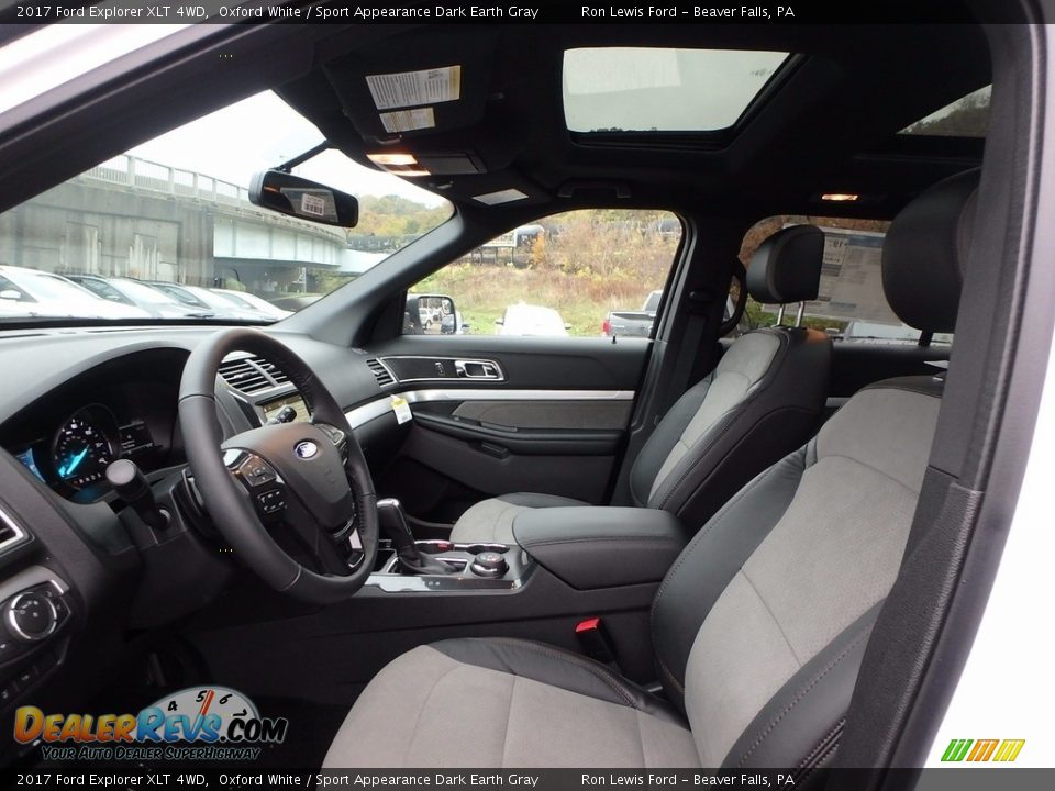 2017 Ford Explorer XLT 4WD Oxford White / Sport Appearance Dark Earth Gray Photo #11