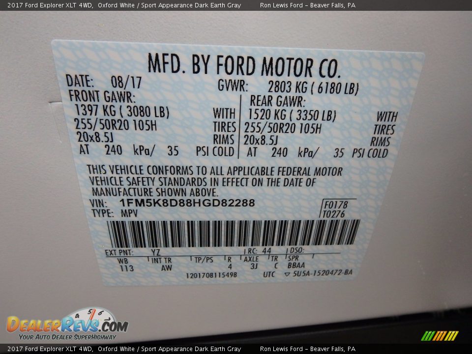 2017 Ford Explorer XLT 4WD Oxford White / Sport Appearance Dark Earth Gray Photo #16