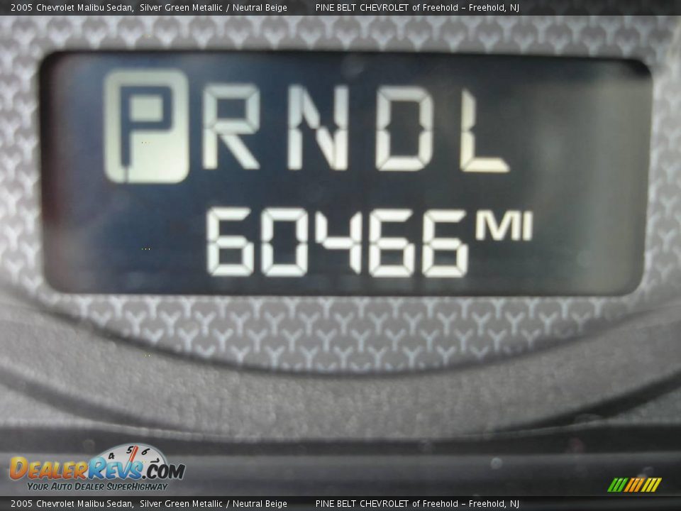 2005 Chevrolet Malibu Sedan Silver Green Metallic / Neutral Beige Photo #14