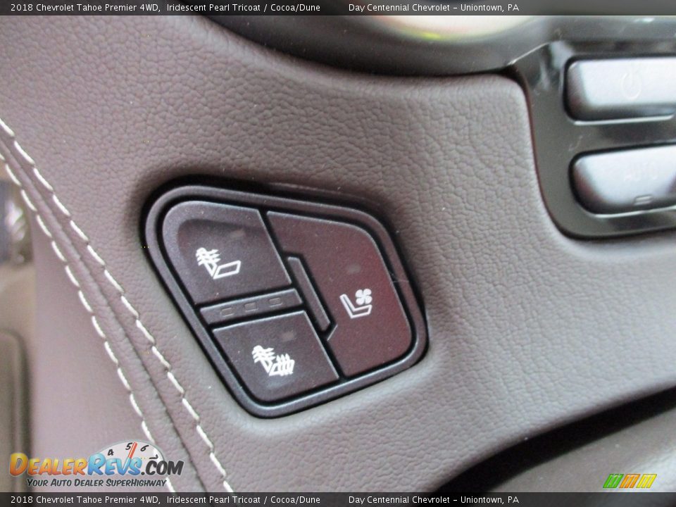 Controls of 2018 Chevrolet Tahoe Premier 4WD Photo #7