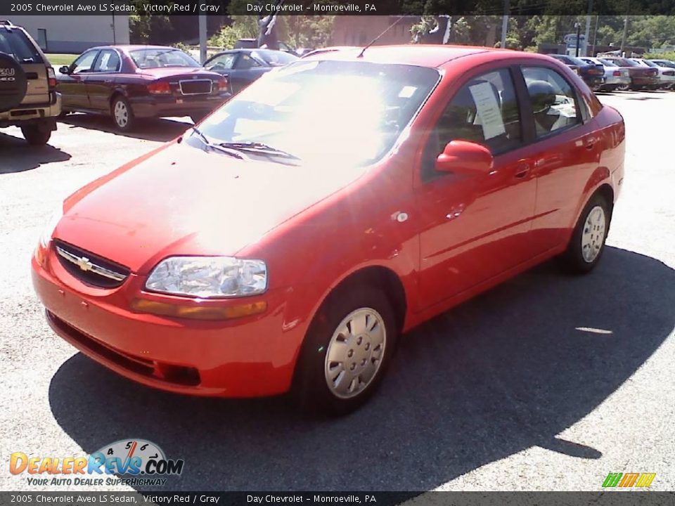 2005 Chevrolet Aveo LS Sedan Victory Red / Gray Photo #1