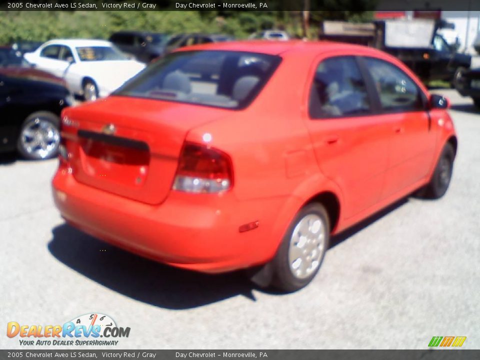 2005 Chevrolet Aveo LS Sedan Victory Red / Gray Photo #3