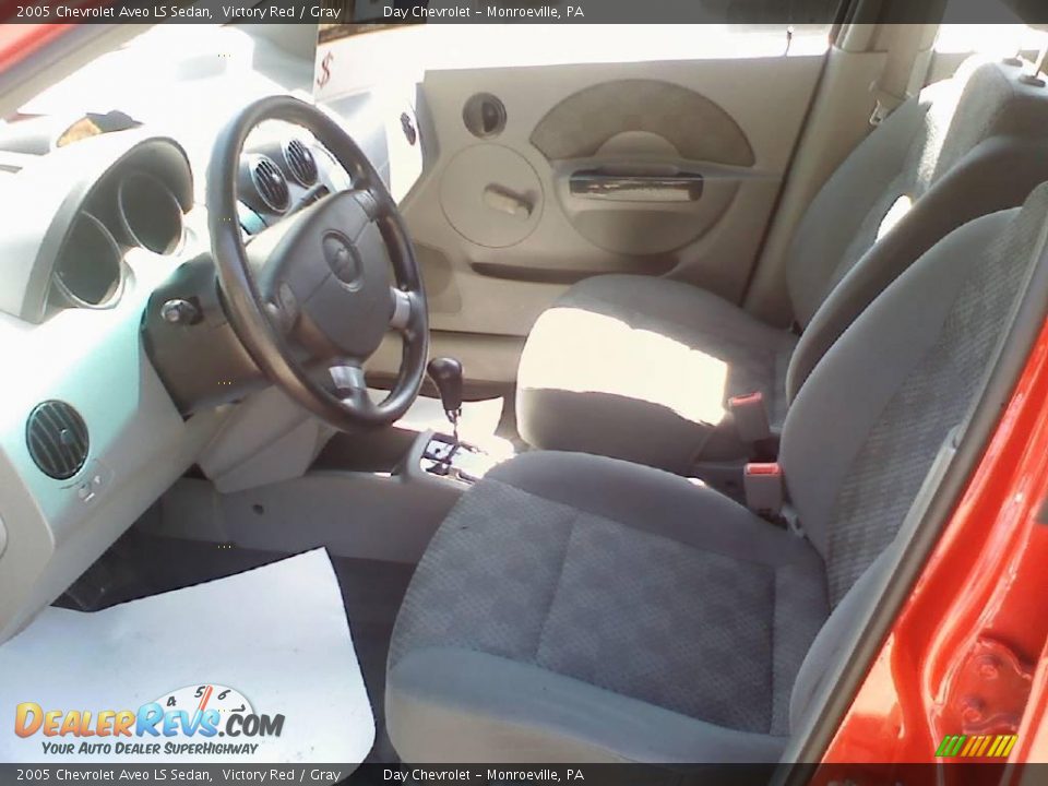 2005 Chevrolet Aveo LS Sedan Victory Red / Gray Photo #4