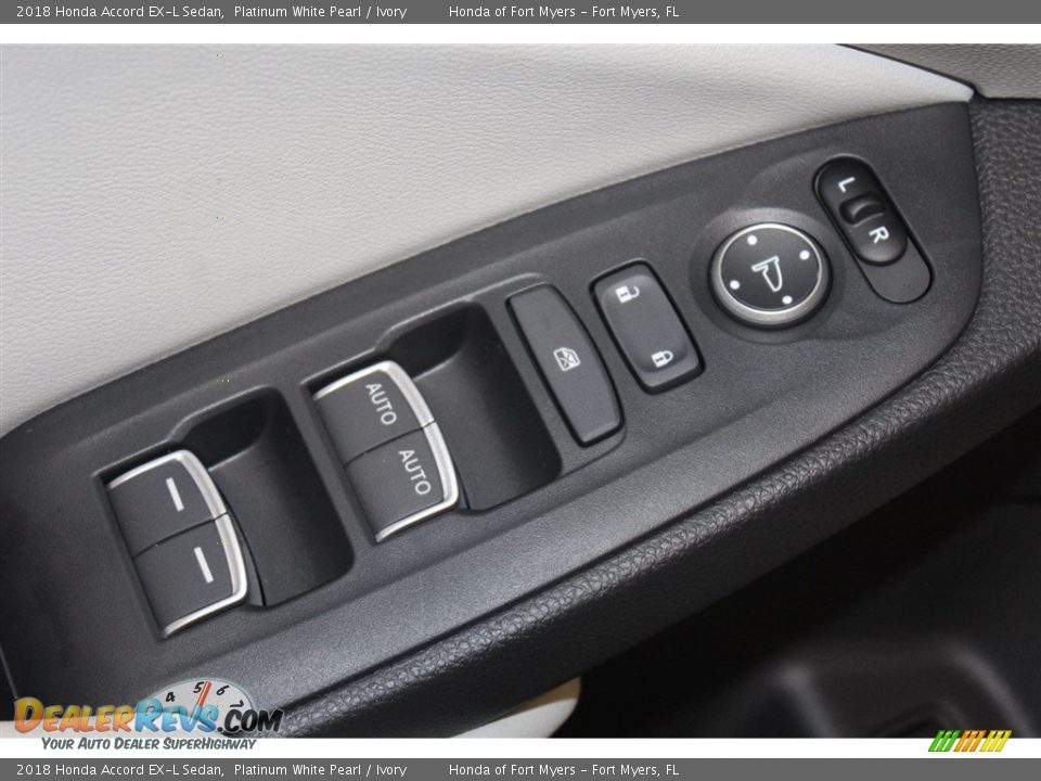 Controls of 2018 Honda Accord EX-L Sedan Photo #11