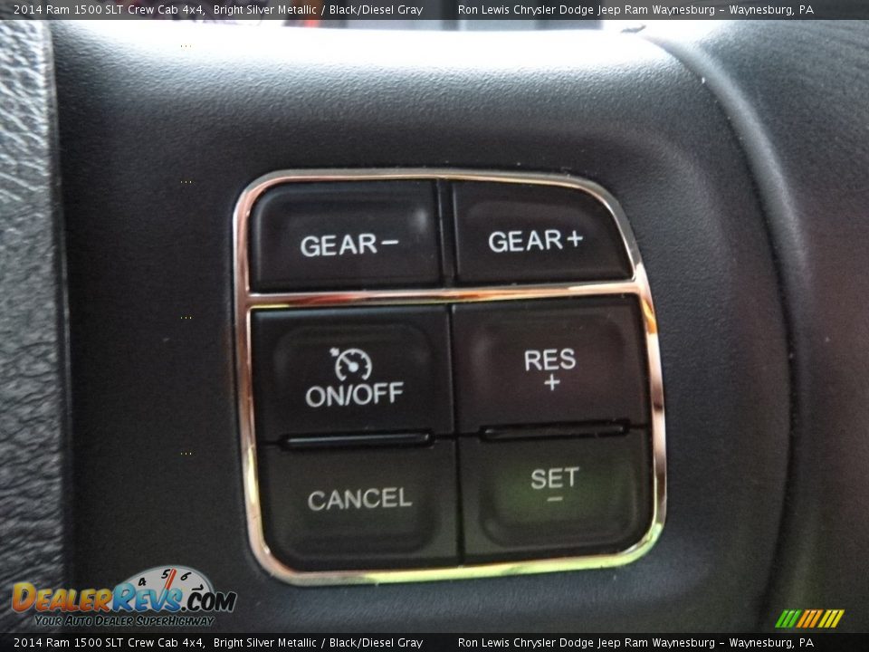 2014 Ram 1500 SLT Crew Cab 4x4 Bright Silver Metallic / Black/Diesel Gray Photo #18