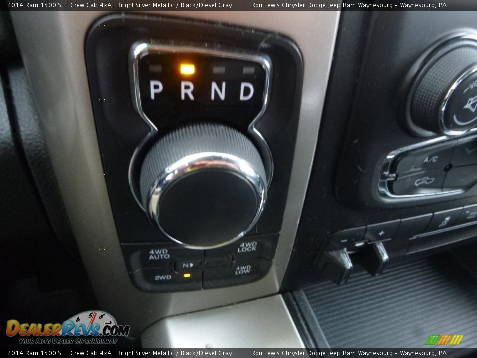 2014 Ram 1500 SLT Crew Cab 4x4 Bright Silver Metallic / Black/Diesel Gray Photo #20