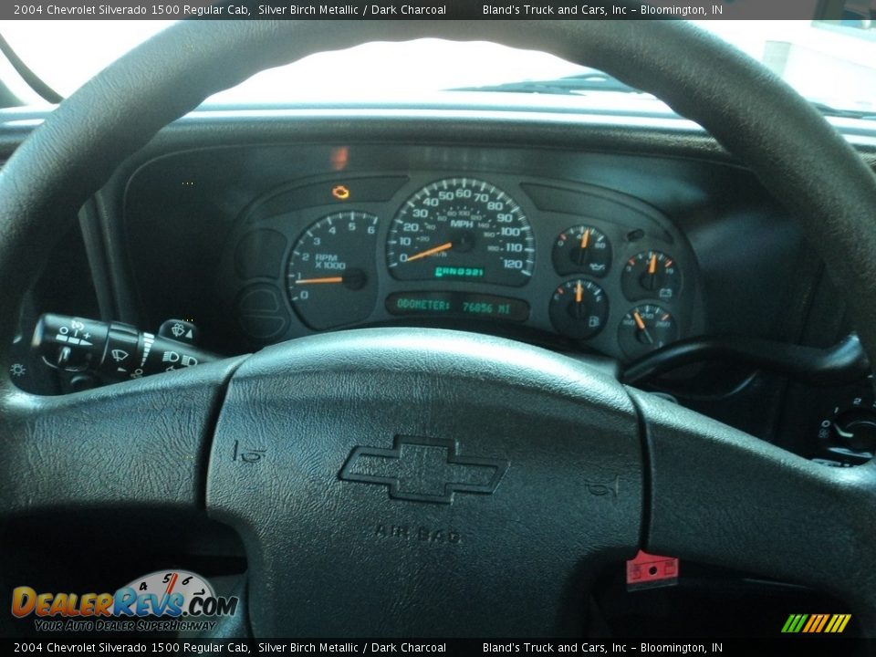 2004 Chevrolet Silverado 1500 Regular Cab Silver Birch Metallic / Dark Charcoal Photo #11