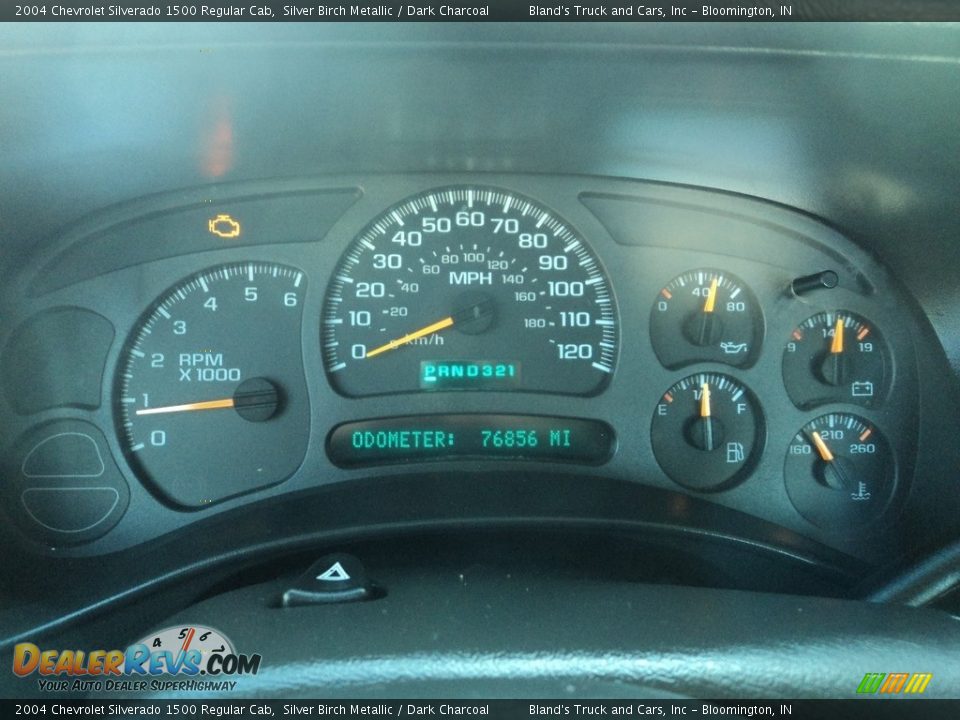 2004 Chevrolet Silverado 1500 Regular Cab Silver Birch Metallic / Dark Charcoal Photo #12