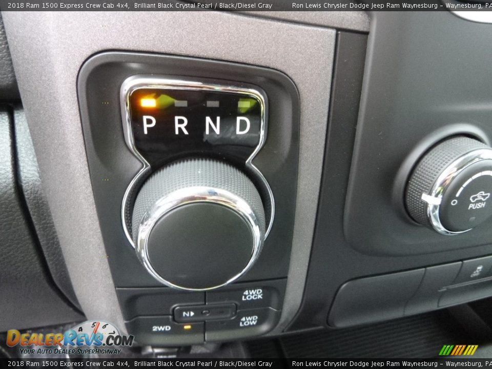2018 Ram 1500 Express Crew Cab 4x4 Brilliant Black Crystal Pearl / Black/Diesel Gray Photo #17