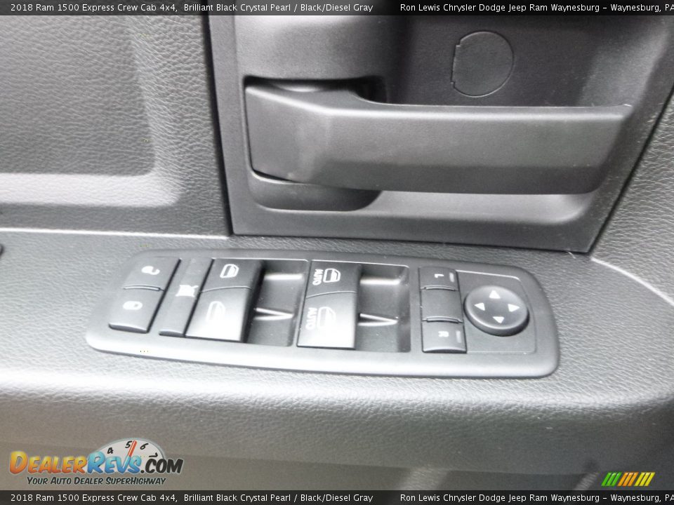 2018 Ram 1500 Express Crew Cab 4x4 Brilliant Black Crystal Pearl / Black/Diesel Gray Photo #20