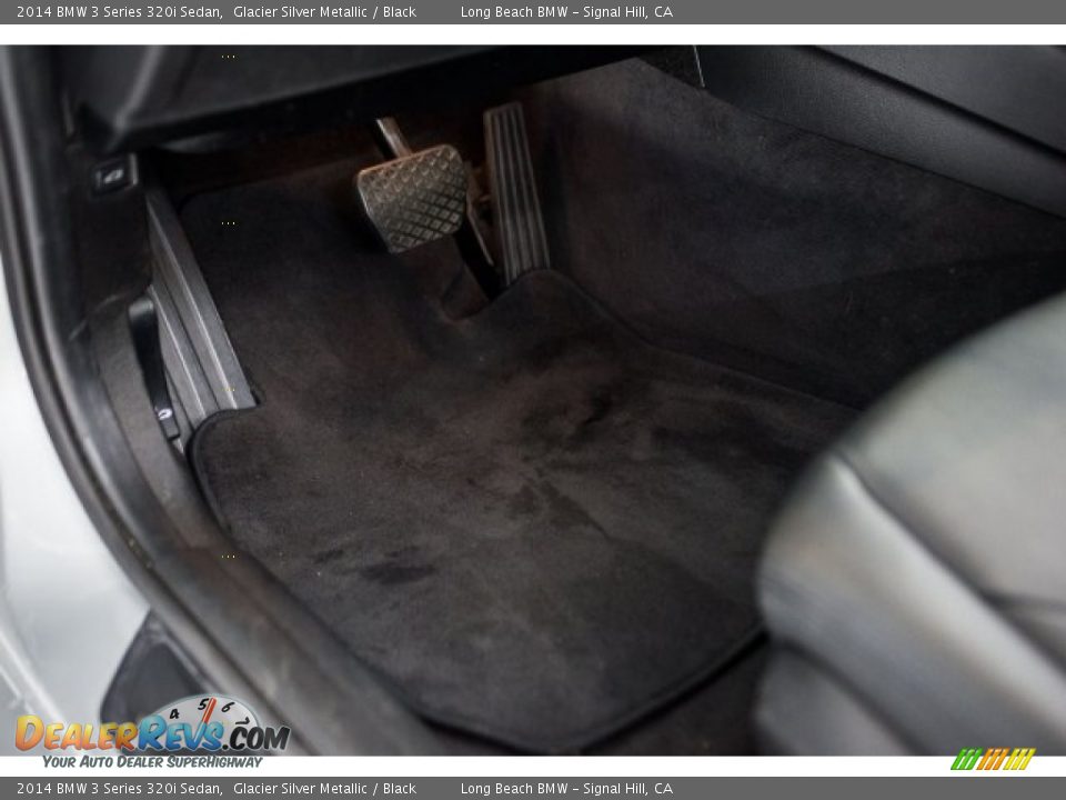 2014 BMW 3 Series 320i Sedan Glacier Silver Metallic / Black Photo #16