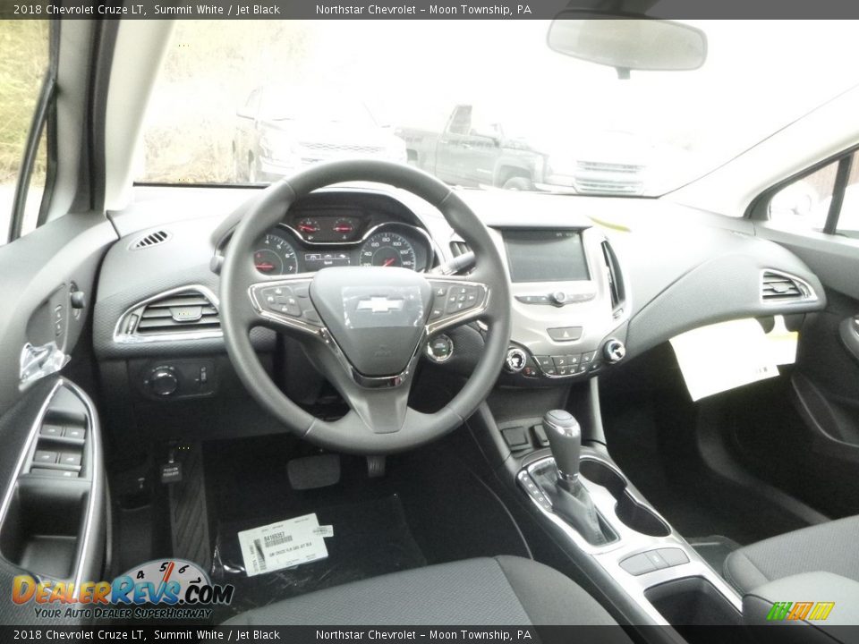 2018 Chevrolet Cruze LT Summit White / Jet Black Photo #14