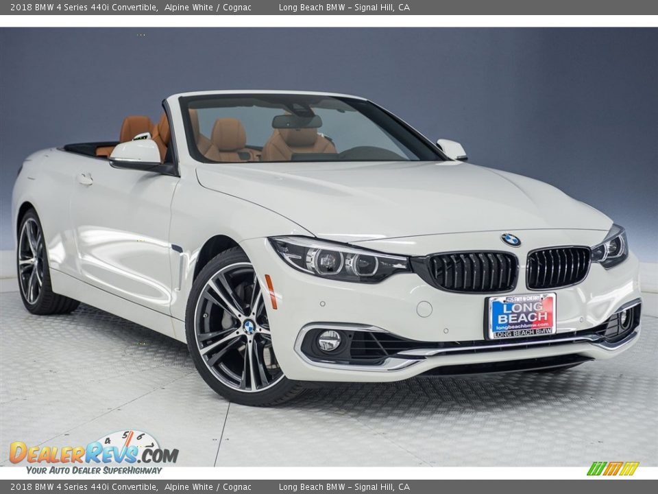 Front 3/4 View of 2018 BMW 4 Series 440i Convertible Photo #11