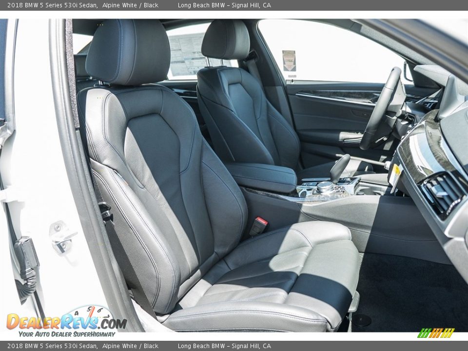 2018 BMW 5 Series 530i Sedan Alpine White / Black Photo #2