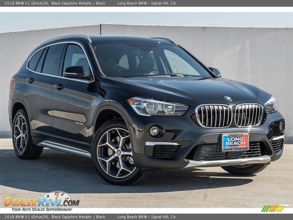 Front 3/4 View of 2018 BMW X1 sDrive28i Photo #12