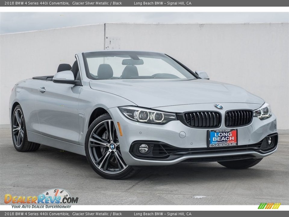 Front 3/4 View of 2018 BMW 4 Series 440i Convertible Photo #12