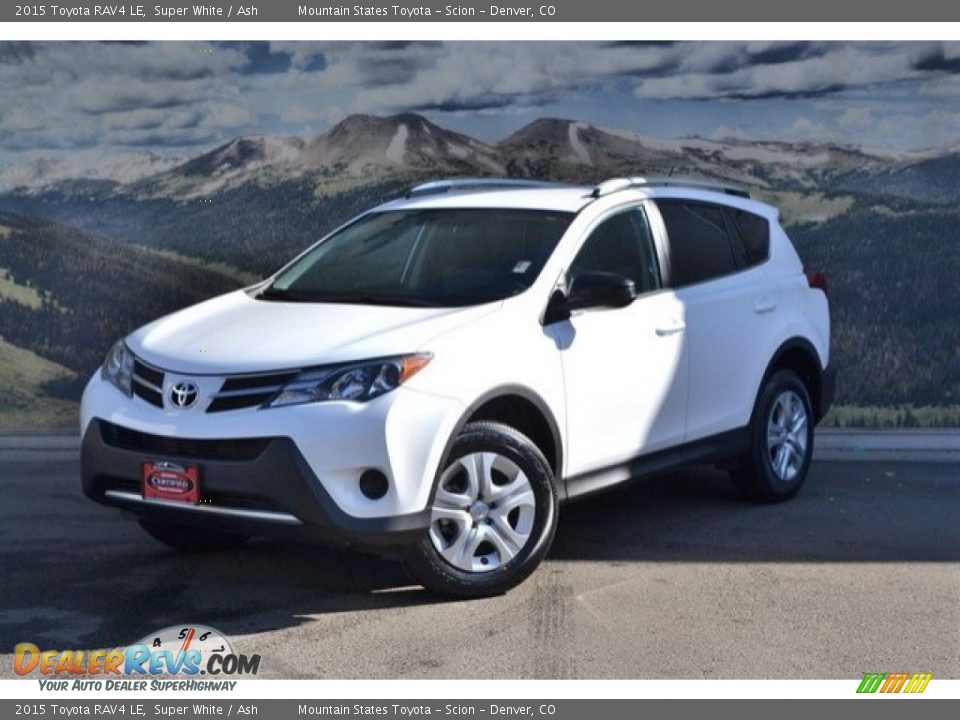 2015 Toyota RAV4 LE Super White / Ash Photo #5
