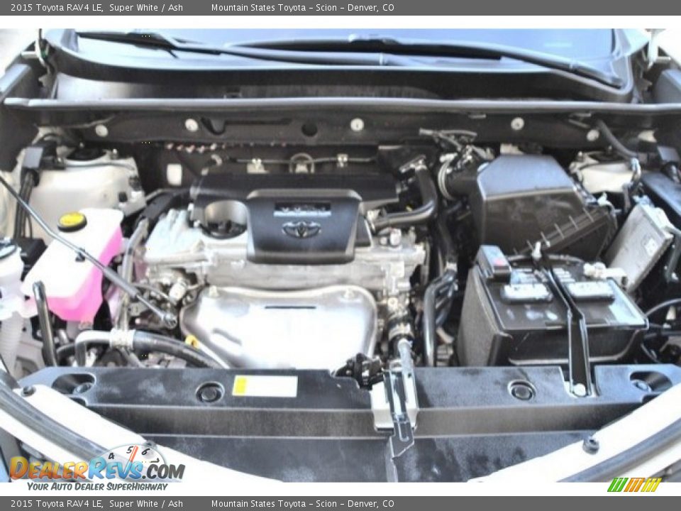 2015 Toyota RAV4 LE Super White / Ash Photo #27