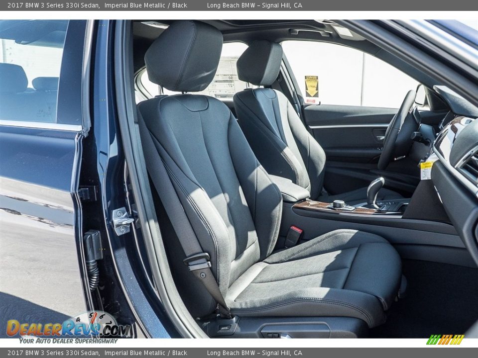 2017 BMW 3 Series 330i Sedan Imperial Blue Metallic / Black Photo #2