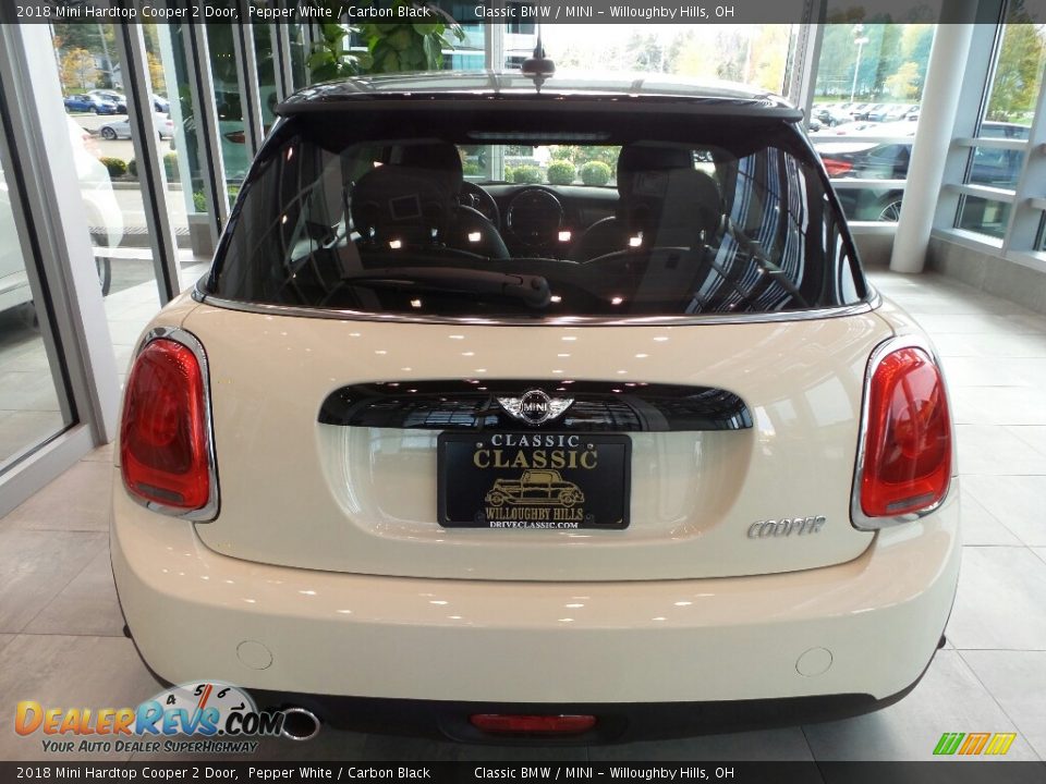 2018 Mini Hardtop Cooper 2 Door Pepper White / Carbon Black Photo #3