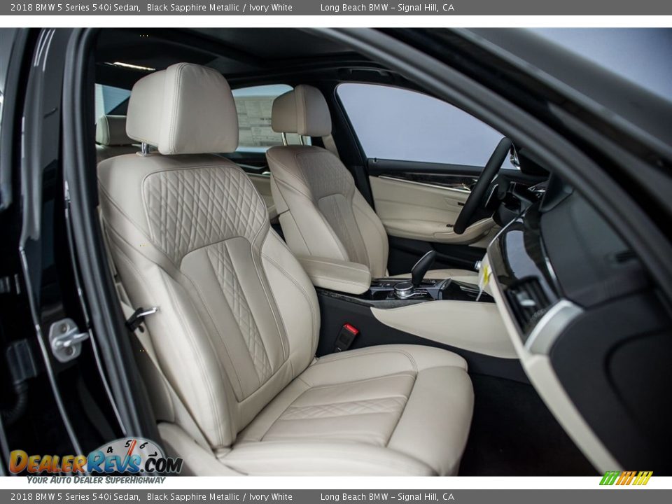 Ivory White Interior - 2018 BMW 5 Series 540i Sedan Photo #2