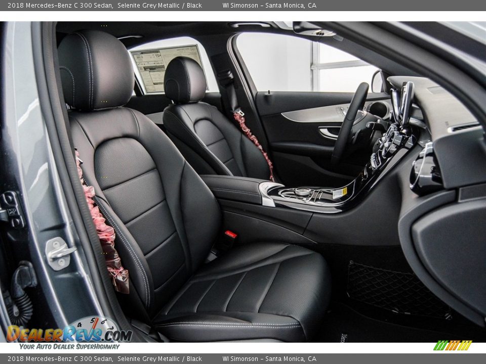2018 Mercedes-Benz C 300 Sedan Selenite Grey Metallic / Black Photo #2