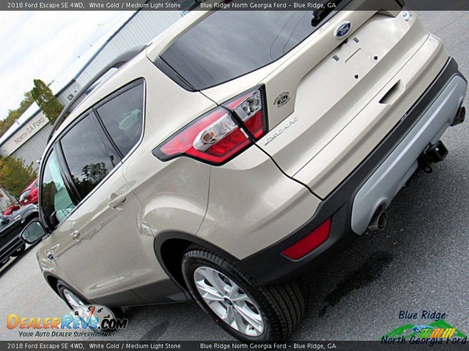 2018 Ford Escape SE 4WD White Gold / Medium Light Stone Photo #29