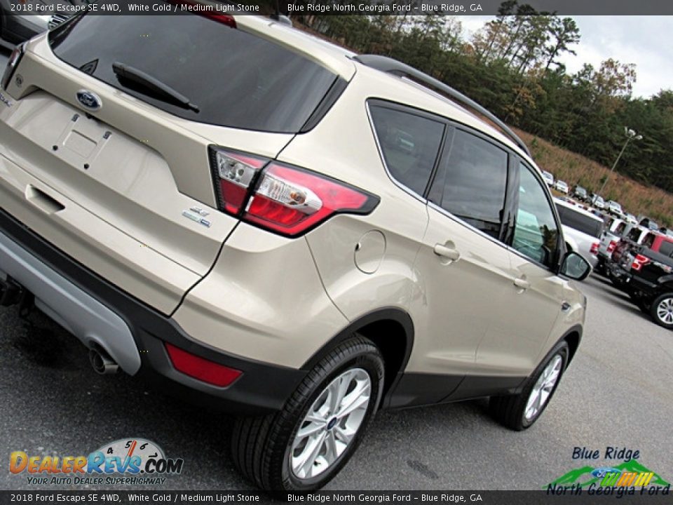 2018 Ford Escape SE 4WD White Gold / Medium Light Stone Photo #30