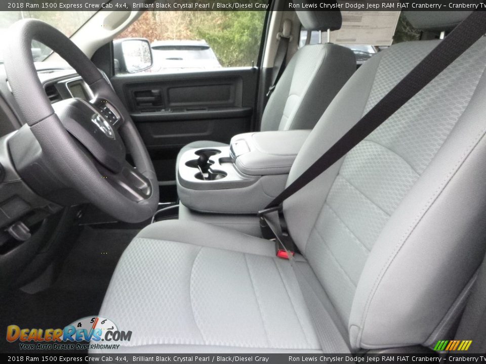 2018 Ram 1500 Express Crew Cab 4x4 Brilliant Black Crystal Pearl / Black/Diesel Gray Photo #15