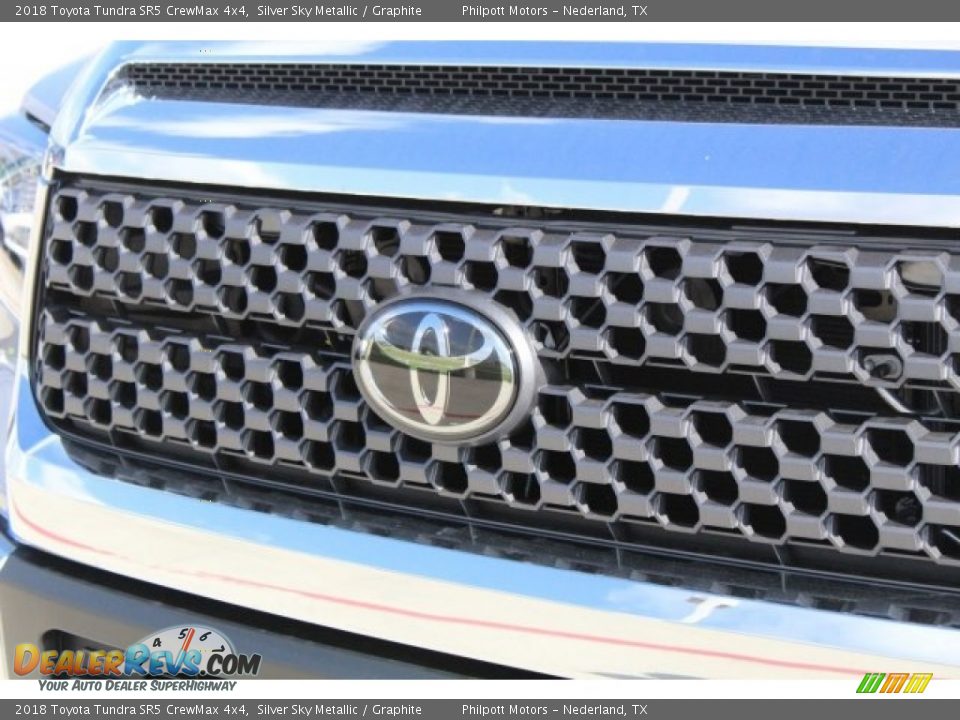 2018 Toyota Tundra SR5 CrewMax 4x4 Silver Sky Metallic / Graphite Photo #4