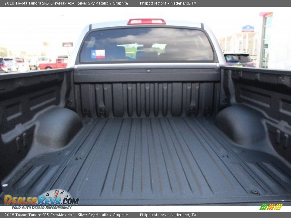 2018 Toyota Tundra SR5 CrewMax 4x4 Silver Sky Metallic / Graphite Photo #9