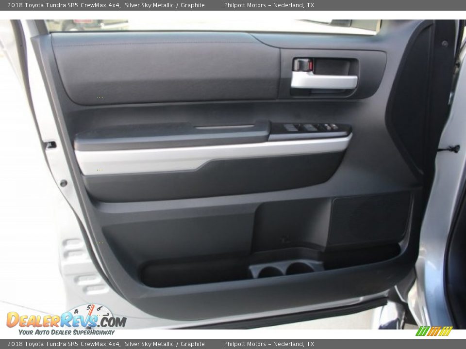2018 Toyota Tundra SR5 CrewMax 4x4 Silver Sky Metallic / Graphite Photo #10