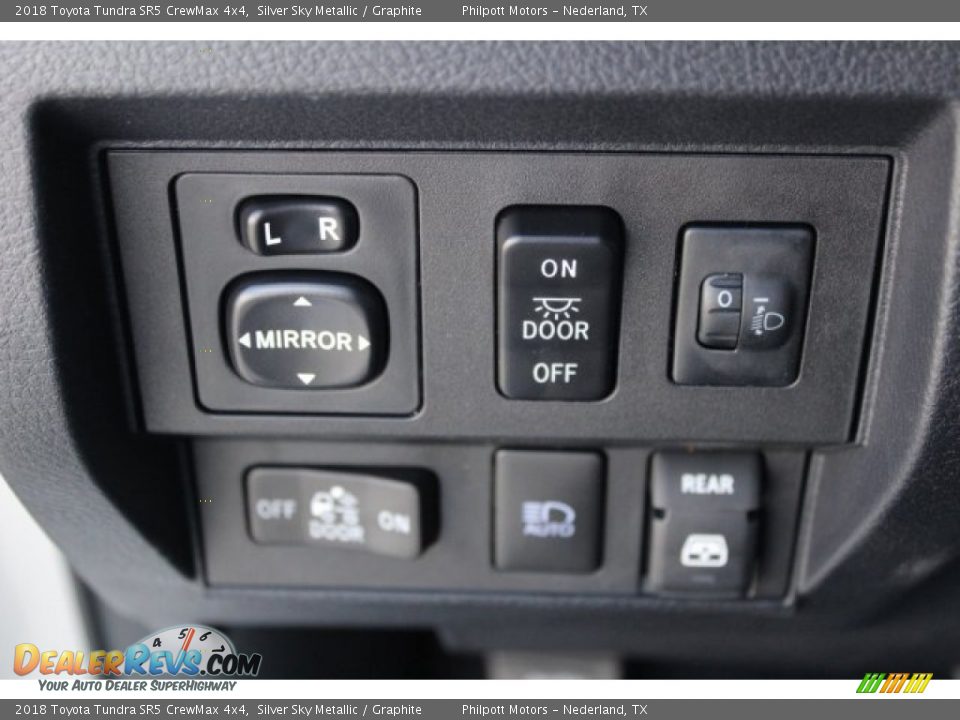 2018 Toyota Tundra SR5 CrewMax 4x4 Silver Sky Metallic / Graphite Photo #20