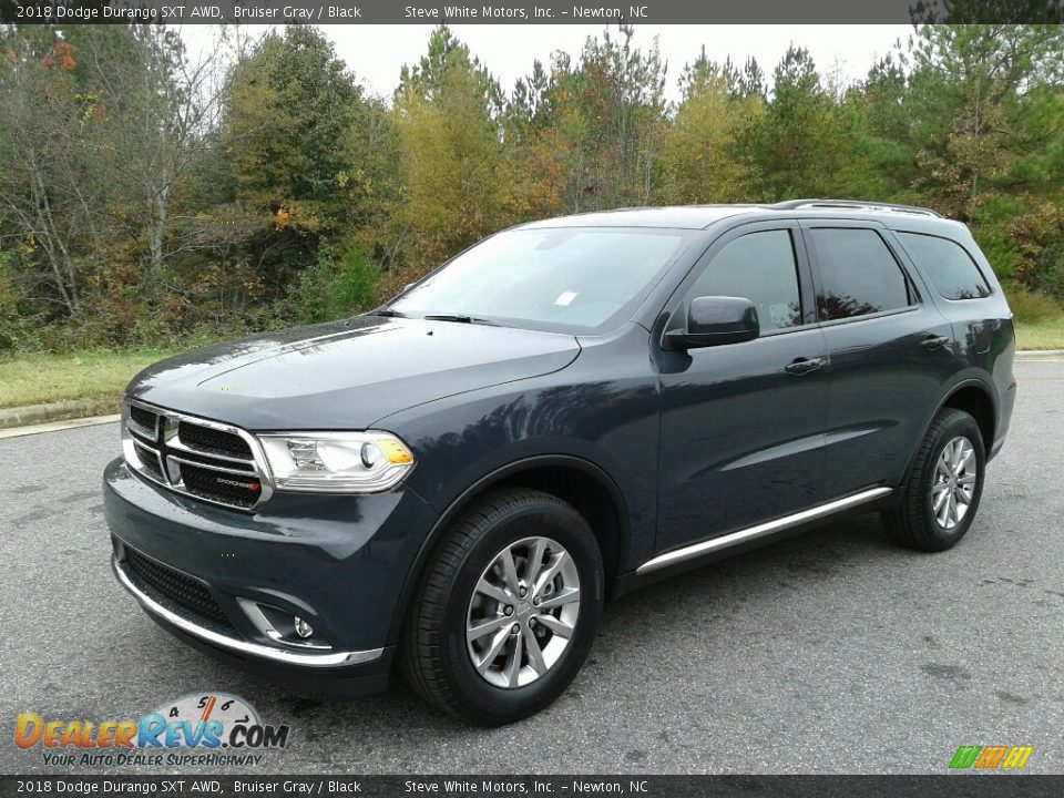 Front 3/4 View of 2018 Dodge Durango SXT AWD Photo #2